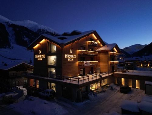 PARADISE LODGE
