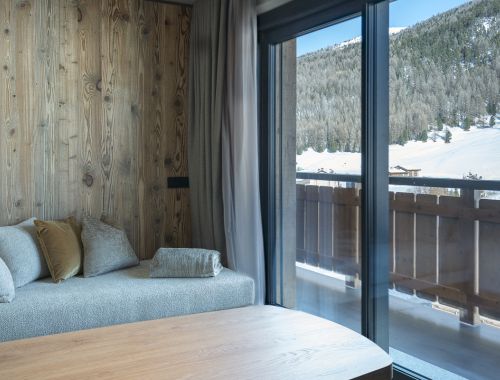 PARADISE LODGE